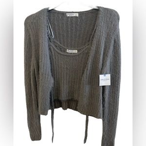 Arizona jean co Two Set Top Size:L color: Gray Dark